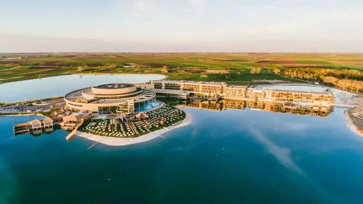 St Martins Therme Lodge Frauenkirchen Plana Panoramica