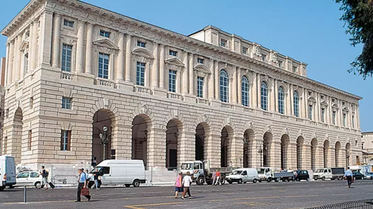 Terziario palazzo della gran guardia verona plana veduta esterna