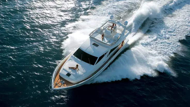 Yacht ferretti idea panoramica