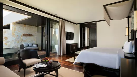 The-Apurva-Kempinski-Bali-Cliff-Private-Pool-Jr-Suite-02-8T4U0Zl