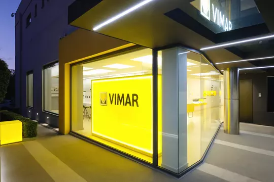 Vimar Showroom Atene esterni